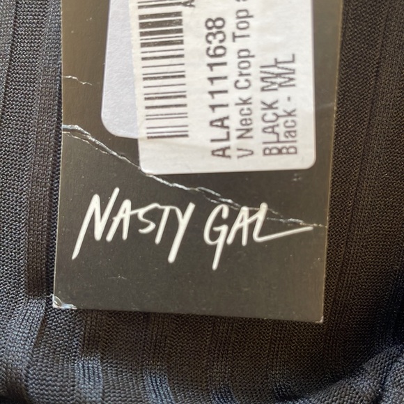 NWT Nasty Gal V-Neck Crop Top - Picture 4 of 6
